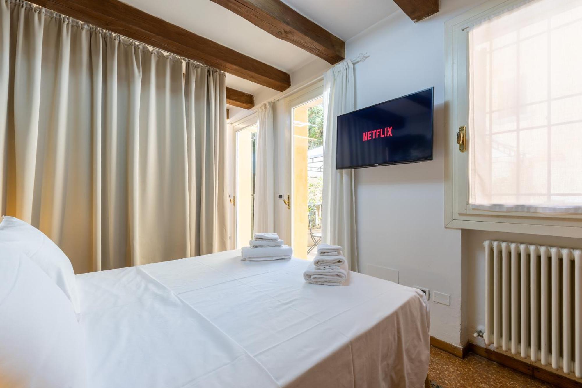 Frassinago Suites-Bolognarooms Εξωτερικό φωτογραφία